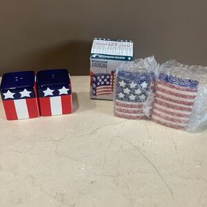 Boston Warehouse Vintage NIB Americana &Unbranded Flag Salt & Pepper Shaker Sets